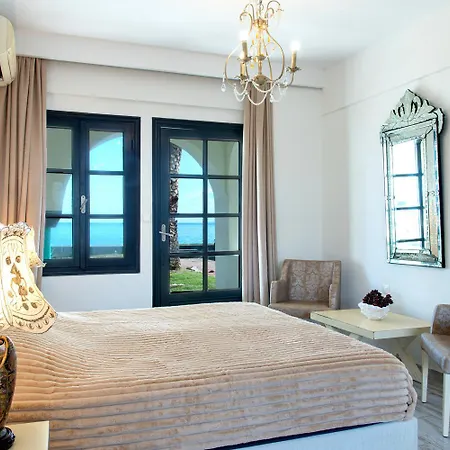 Assa Maris 3*